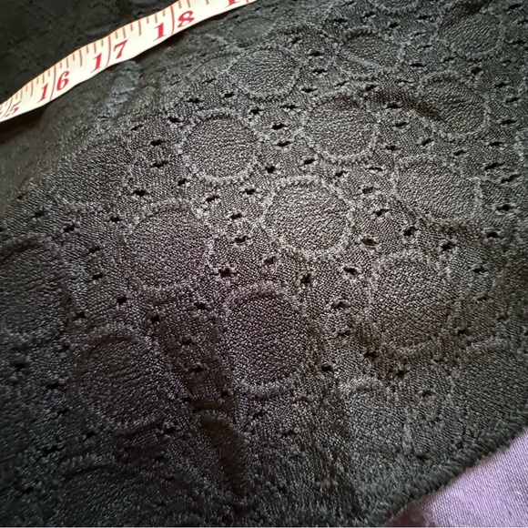 Zeagoo Women’s Chiffon Tank Top V Neck Basic Cami Loose Fit NWT Size US S - Picture 15 of 16